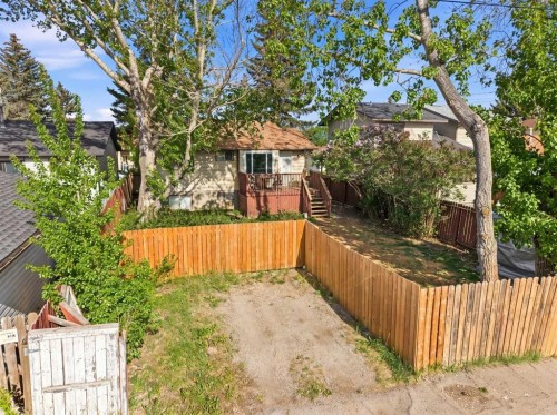 84 Falconridge Place Ne, Calgary, AB - Outdoor