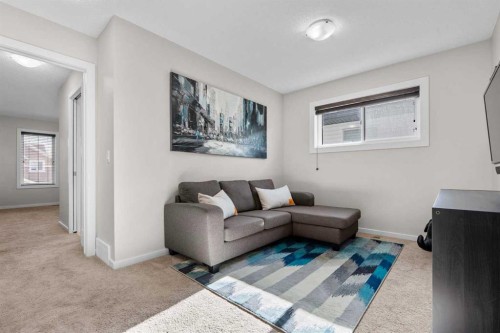 567 Evansborough Way Nw, Calgary, AB - Indoor Photo Showing Other Room