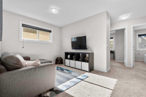 567 Evansborough Way Nw, Calgary, AB - Indoor