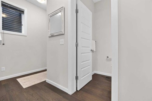 567 Evansborough Way Nw, Calgary, AB - Indoor Photo Showing Other Room