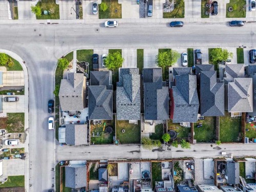 567 Evansborough Way Nw, Calgary, AB - Outdoor