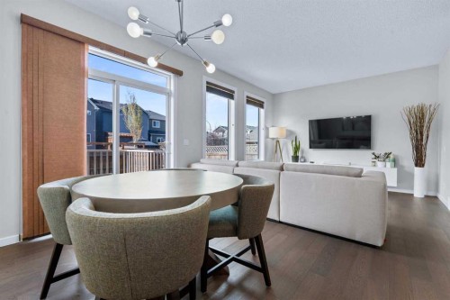 567 Evansborough Way Nw, Calgary, AB - Indoor