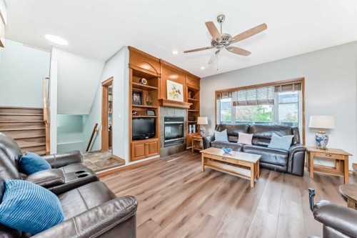 147 Oakmere Green, Chestermere, AB 