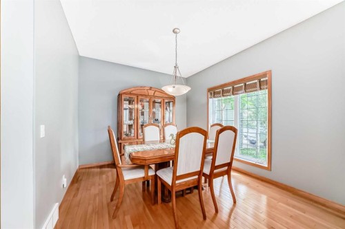 147 Oakmere Green, Chestermere, AB 