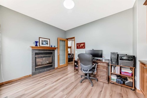 147 Oakmere Green, Chestermere, AB 