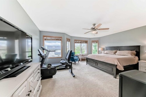 147 Oakmere Green, Chestermere, AB 