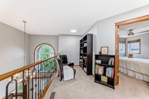 147 Oakmere Green, Chestermere, AB 