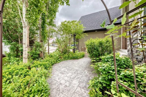 147 Oakmere Green, Chestermere, AB 