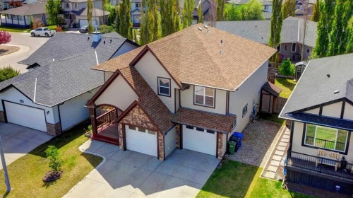 131 Aspen Creek Way  Strathmore, AB T1P 1R4
