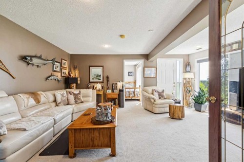 36 Cummer Place, Bragg Creek, AB - Indoor Photo Showing Living Room