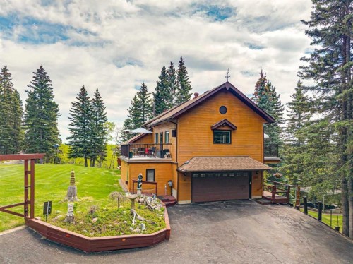 36 Cummer Place, Bragg Creek, AB - Outdoor