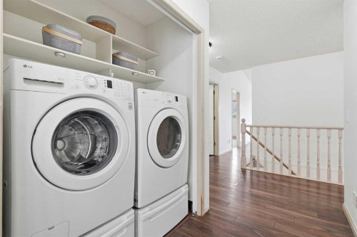 29 Edenwold Green Nw, Calgary, AB - Indoor Photo Showing Laundry Room