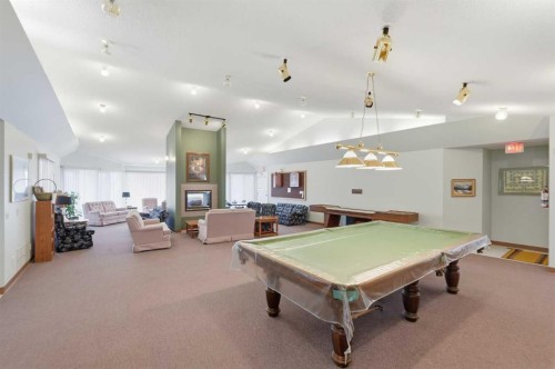 29 Edenwold Green Nw, Calgary, AB - Indoor Photo Showing Other Room
