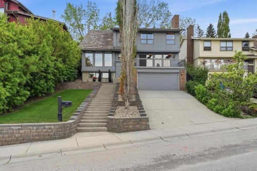 5807 Coach Hill Road Sw, Calgary, AB - Outdoor With Facade