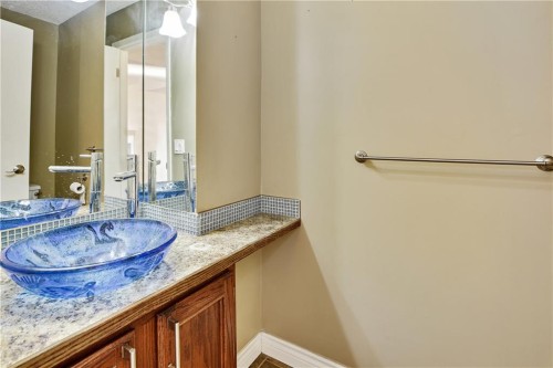 10-123 13 Avenue Ne, Calgary, AB - Indoor Photo Showing Other Room