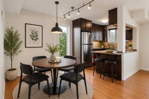 10-123 13 Avenue Ne, Calgary, AB - Indoor Photo Showing Dining Room