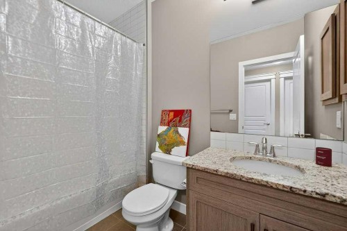 271 Fireside Drive, Cochrane, AB - Indoor Photo Showing Bathroom