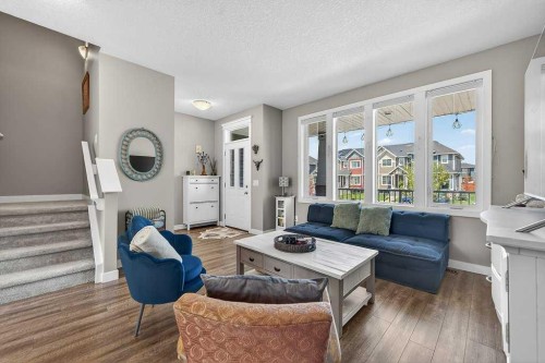 271 Fireside Drive, Cochrane, AB - Indoor Photo Showing Living Room