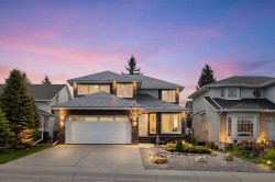 439 Douglas Woods Drive SE Calgary, AB T2Z 2H1