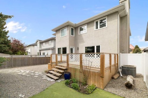 439 Douglas Woods Drive Se, Calgary, AB - Outdoor