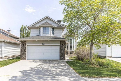 79 West Lakeview Passage  Chestermere, AB T1X 1E7