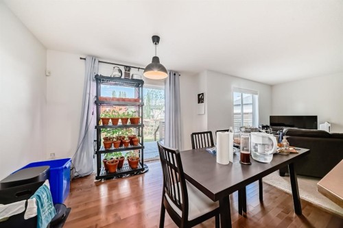 799 Tuscany Drive Nw, Calgary, AB - Indoor Photo Showing Dining Room