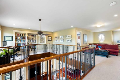 7 Discovery Ridge Cove Sw, Calgary, AB - Indoor Photo Showing Other Room