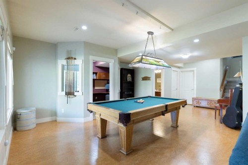 7 Discovery Ridge Cove Sw, Calgary, AB - Indoor Photo Showing Other Room