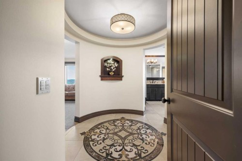 11 Timberline Gate Sw, Calgary, AB - Indoor Photo Showing Other Room