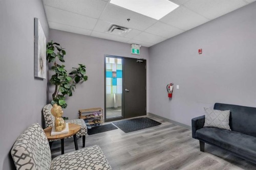 220-20 Saddlestone Drive Ne, Calgary, AB 