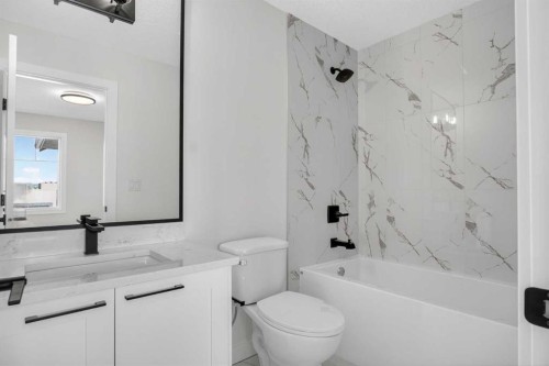 14 Ranchers Meadows, Okotoks, AB - Indoor Photo Showing Bathroom