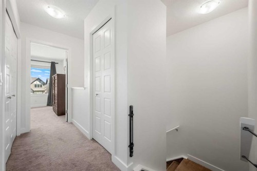 149 Belmont Boulevard Sw, Calgary, AB - Indoor Photo Showing Other Room