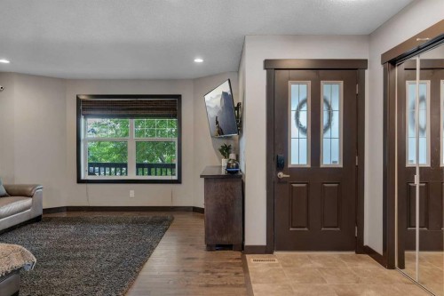 91 Panora Square Nw, Calgary, AB - Indoor Photo Showing Other Room