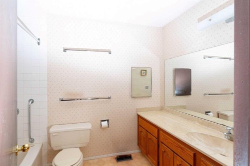 30-228 Theodore Place Nw, Calgary, AB 