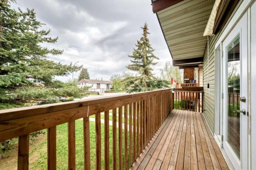 112 Albert Street Se, Airdrie, AB - Outdoor With Deck Patio Veranda With Exterior