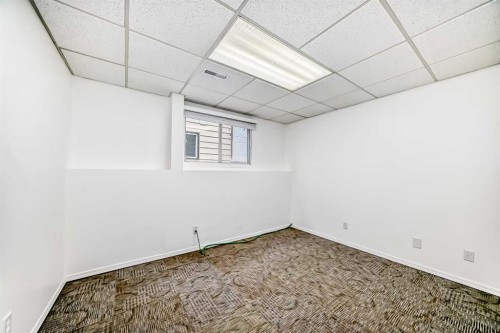 112 Albert Street Se, Airdrie, AB - Indoor Photo Showing Other Room