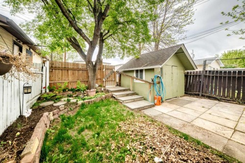 112 Albert Street Se, Airdrie, AB - Outdoor With Exterior