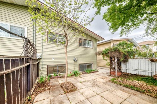 112 Albert Street Se, Airdrie, AB - Outdoor With Exterior