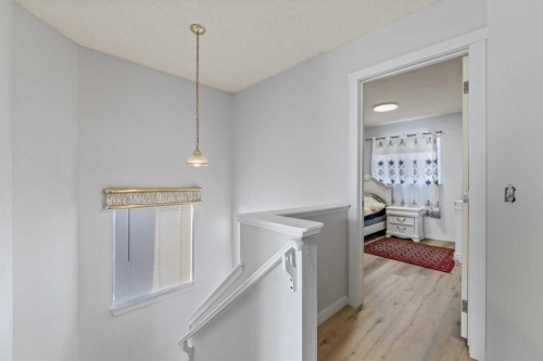 3806 Catalina Boulevard Ne, Calgary, AB - Indoor
