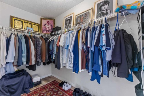3806 Catalina Boulevard Ne, Calgary, AB - Indoor With Storage