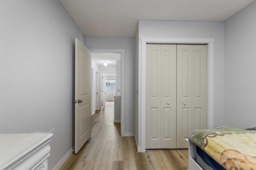 3806 Catalina Boulevard Ne, Calgary, AB - Indoor Photo Showing Bedroom