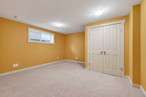 337 Discovery Ridge Boulevard Sw, Calgary, AB - Indoor Photo Showing Other Room