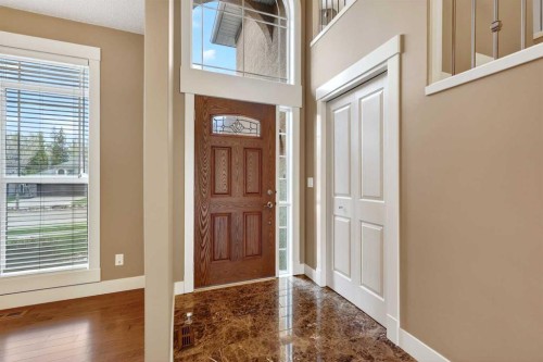 337 Discovery Ridge Boulevard Sw, Calgary, AB - Indoor Photo Showing Other Room
