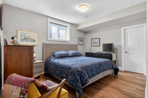 233 Spring Water Close, Heritage Pointe, AB - Indoor Photo Showing Bedroom