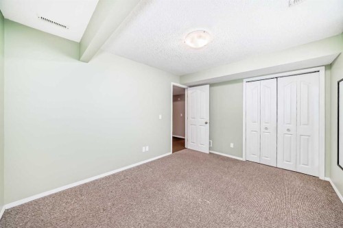 208 Stonegate Crescent Nw, Airdrie, AB - Indoor