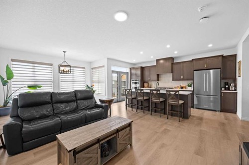224 Precedence Hill, Cochrane, AB - Indoor