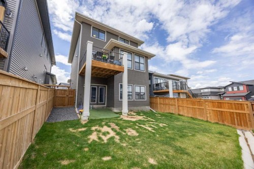 224 Precedence Hill, Cochrane, AB - Outdoor
