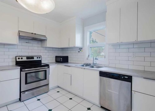 10948 75 Avenue Nw, Edmonton, AB 