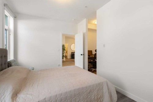 205-10 Sage Hill Walk Nw, Calgary, AB - Indoor Photo Showing Bedroom