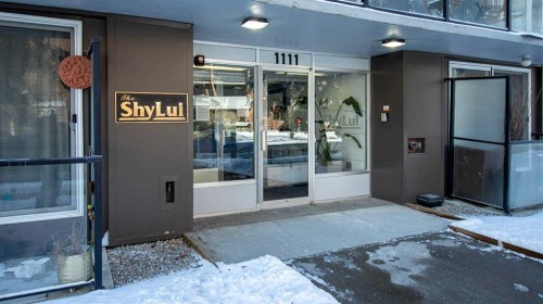 302-1111 15 Avenue Sw, Calgary, AB - Outdoor With Exterior